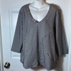 Hearts Of Palm Women’s Top Plus Size 1X 3/4 Sleeve Embellished V-neck Line